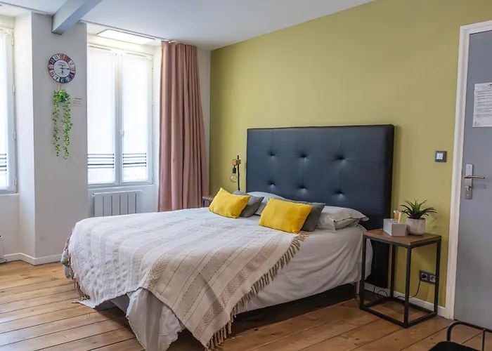 Studio 86 - Climatisation & Proche Centre-Ville- 2 Personnes - Bnb Epernay
