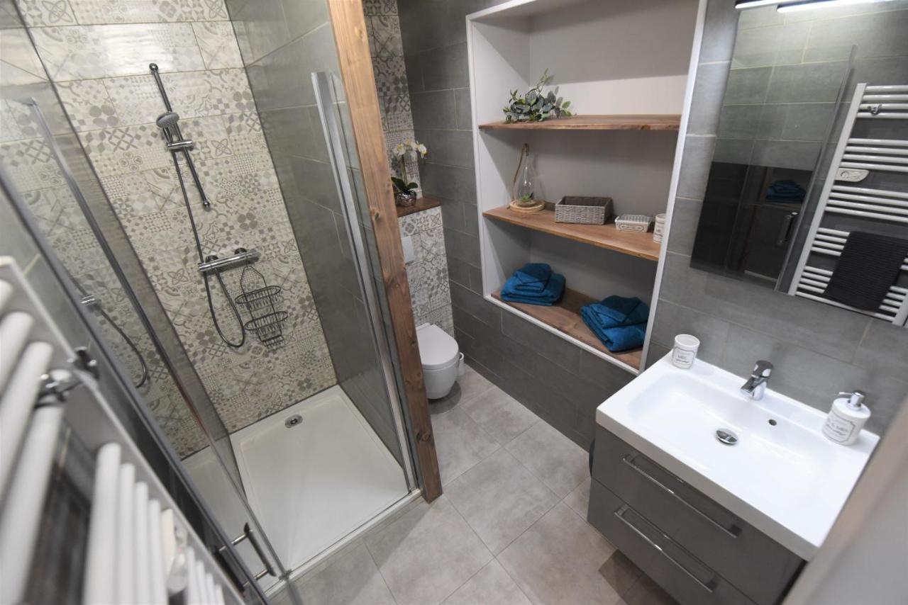 Apartment 86 - Climatisation & Proche Centre-ville- 2 Personnes - Épernay