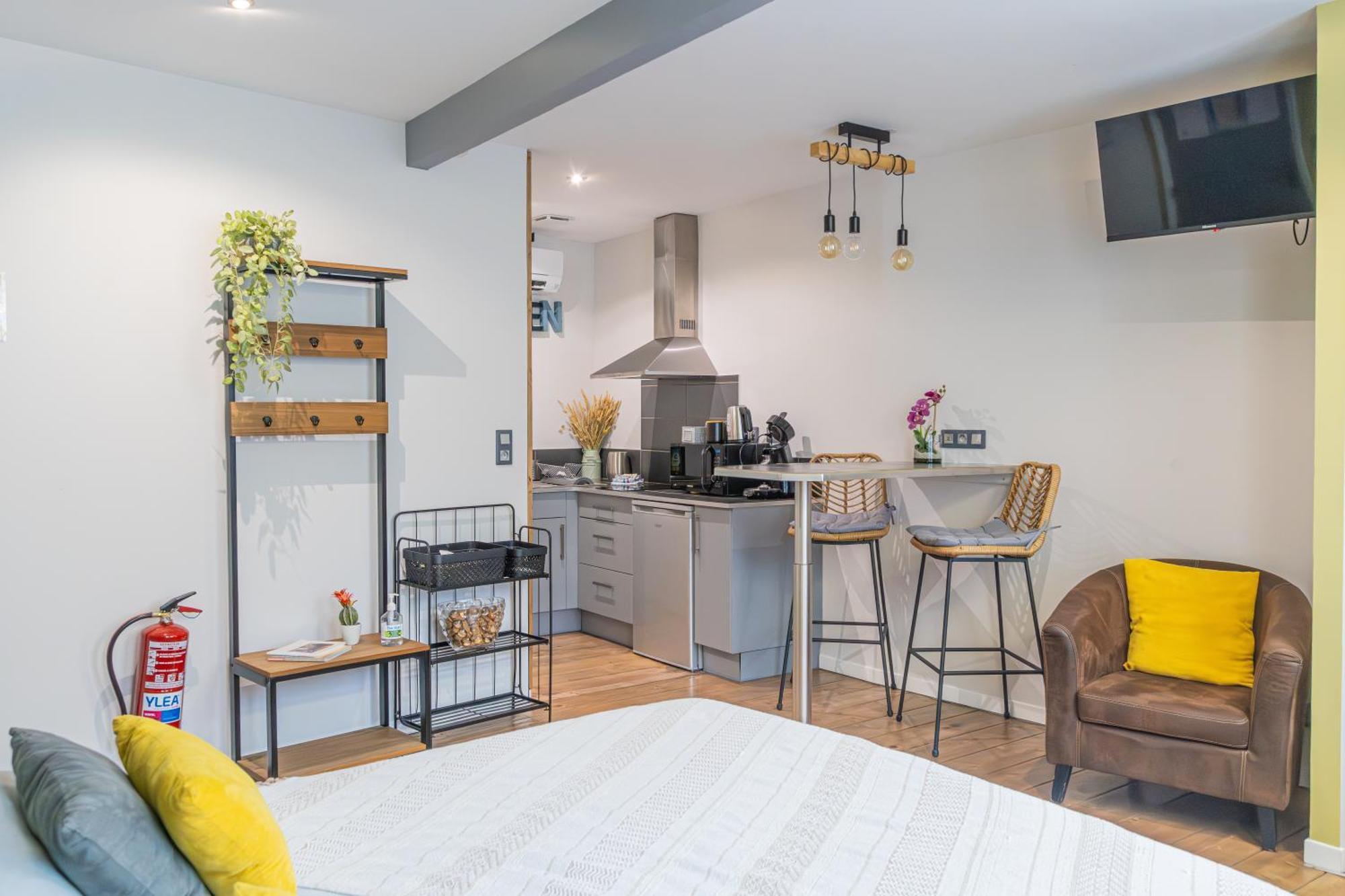 Apartment 86 - Climatisation & Proche Centre-ville- 2 Personnes - Épernay